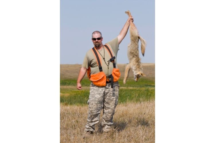 coyote hunter